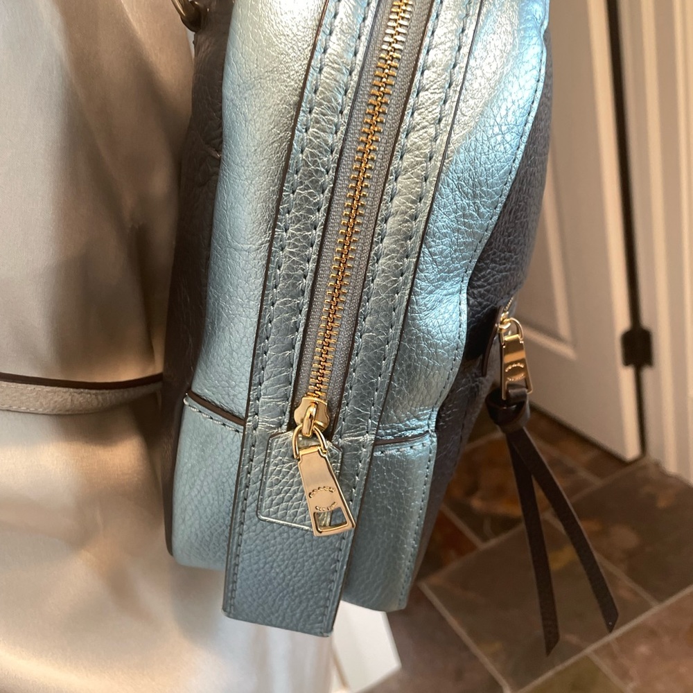 💯 Coach | Midnight/Multi Andi Mini Metallic Backpack - Picture 9 of 11